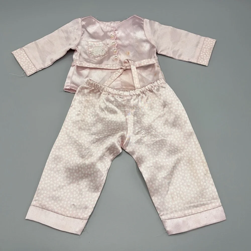 American Girl Ruthie's Satin Pajamas Set Retired AMERICAN GIRL RUTHIE READ